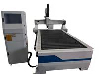Machine de fraisage CNC à trois axes avec commande NC Studio/DSP pour le travail du bois à haute rigidité, broche de 3,5 kW pour la sculpture et le fraisage