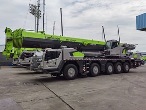 ZTC1300H853 130 Tonnen hydraulischer Mobil kran 5-teilige Ausleger Luxus kabine Hohe Tragfähigkeit - Product Image 4