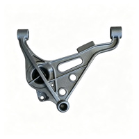 Support de traction en acier allié OEM personnalisé, moulage au sable vert et moulage en coque avec usinage CNC pour camions lourds