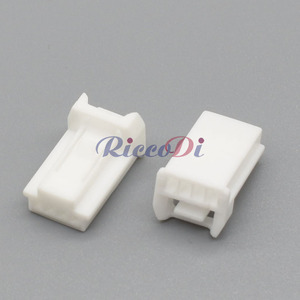 Connecteur automobile 4 broches pour capteur de stationnement, caméra de <span class=keywords><strong>hayon</strong></span> et interrupteur, compatible Infiniti 1473672-1 - Product Image 4