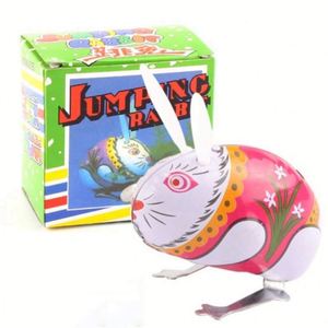 Jouet grenouille en fer classique à remonter, à mouvement mécanique, qui saute, figurine d'action, pour l'aventure et la persévérance, multifonction, pour enfants unisexe, pour l'extérieur - Product Image 6