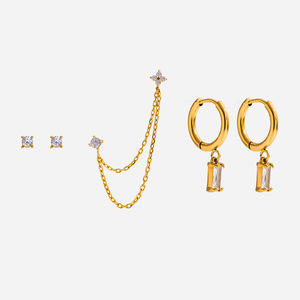 Juego de Aretes de Acero Inoxidable con Oro de 18K y Piedras de Circonio, Diseño Geométrico en Forma de Estrella, Joyería para Uso Diario - Product Image 1