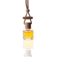 Bouteille en verre de parfum d'air de voiture Vente en gros Luxe Vide Premium 8ml Diffuseur d'huile rond transparent Bouteille en verre de désodorisant de voiture suspendue