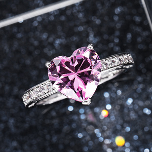 Anello a Forma di Cuore per Donne, Design Romantico, Accessorio da Dito per Uso Quotidiano - Product Image 3