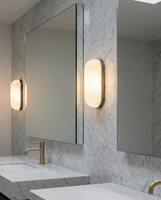 Lampe murale de salle de bain LED en fer allongée et minimaliste