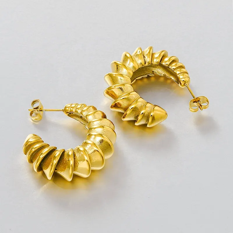KÜLL Chunky vergoldet Edelstahl-Schmuck defektfrei Luxus CC Piercing-Stiftschmuck-Ohrringe für Damen