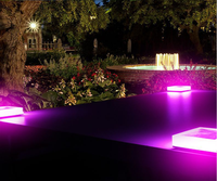 Lampe solaire à LED moderne pour poteaux, adaptée aux clôtures/portails, lampe solaire pour poteaux extérieure avec RGB, facile à installer, étanche IP68