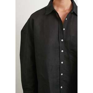 เสื้อเชิ้ตผ้าลินินโอเวอร์ไซส์สีดำสำหรับผู้หญิง สไตล์บอยเฟรนด์ กระดุมแบบไม่สมมาตร ใส่ได้ทุกวัน - Product Image 2