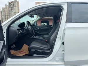 Autos Usados <span class=keywords><strong>Honda</strong></span> <span class=keywords><strong>Integra</strong></span> Phantom Night Sedan 2022, Trasero Izquierdo, Automático, 1.5T 182HP CVT 243Nm, Luces LED, 10.2 Pulgadas, Cuero Oscuro, R17 - Product Image 4