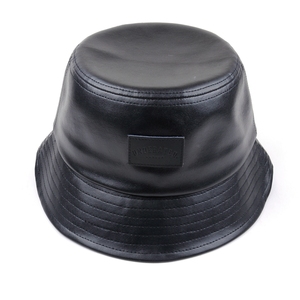 Chapeau <span class=keywords><strong>de</strong></span> pluie imperméable, bob <span class=keywords><strong>de</strong></span> pêcheur, mode en cuir PU verni unisexe rouge noir conception personnalisée est Ok fabrication - Product Image 3