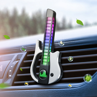 Nouveau diffuseur de parfum pour voiture à fixation sur grille d'aération, ornement créatif pour parfumer la voiture, parfum d'intérieur de voiture haut de gamme