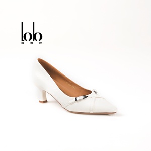 รองเท้าส้น<span class=keywords><strong>สูง</strong></span>แบบสวมสำหรับผู้หญิง สไตล์หรูหราสำหรับใส่ทำงาน ทำจากหนังแท้ ดีไซน์ทันสมัย ใส่สบาย เหมาะสำหรับฤดูใบไม้ผลิ ฤดูร้อน ฤดูใบไม้ร่วง ปี 2026 สีนู้ด เหมาะสำหรับเจ้าสาว - Product Image 2