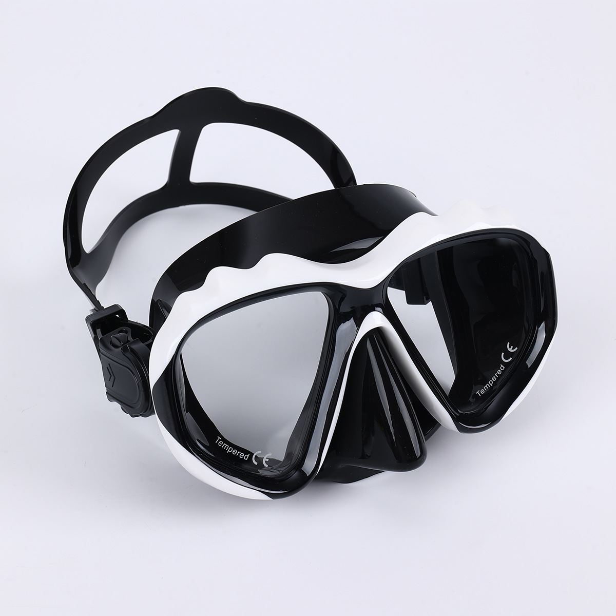 M2505 Máscara de buceo para adultos (blanco y negro)