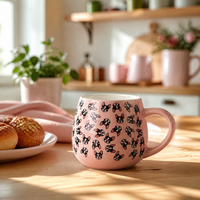 Mug Kopi Keramik Pink Grosir dengan Cetakan Bunga Anjing Lucu, Perlengkapan Minum Porselen 11oz, Cangkir Hadiah untuk Wanita, Rumah, Kantor, Logo Custom
