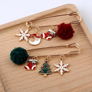 Broches en forme d'arbre <span class=keywords><strong>de</strong></span> noël, extension pour les vêtements élégants, mignonnes, goutte d'huile, vente en gros, 12 pièces - Product Image 5