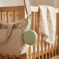 TONGTU Porte-sucette en silicone anti-poussière portable personnalisé pour bébé Boîte à clip en chaîne Housse de sucette pour bébé Porte-sucette