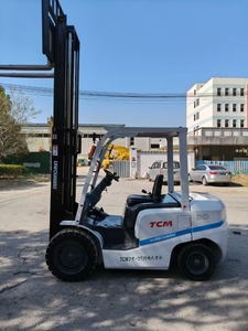 Chariot élévateur TCM FD30 Diesel de 3 tonnes d'occasion Modèle japonais en bon état avec composants centraux Moteur de boîte de vitesses Moteur Roulement Pompe à vendre - Product Image 6