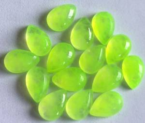 Juego de cinco piezas de cabujón de jade verde lima natural de 6x9 mm para anillos, colgantes, pendientes y joyería DIY - Product Image 2
