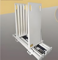 Pince à balles textile spécifique pour lin, à bras allongés et extrémités arrondies, adaptée aux balles de lin et aux déchets textiles