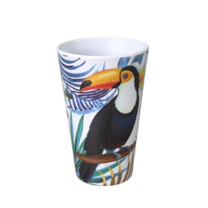 Taza de Café Reutilizable de Melamina con Tapa, Personalizada con Diseño de Tucán - Product Image 5