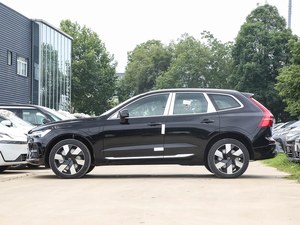 Volvo <span class=keywords><strong>XC60</strong></span> 2025 Ibrido Plug-in a Lunga Autonomia AWD SUV di Lusso Premium Usato PHEV 2.0T + Elettrico 335kW Sistema di Sicurezza Intelligente - Product Image 4