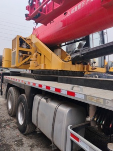Grúa de Camión SAN Usada de 2022, 50t, STC2200, STC800E5, STC550T5, STC250H, 50 Toneladas, con Motor, Caja de Cambios y Motor - Product Image 2