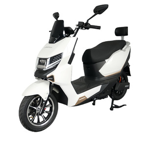 Scooter électrique T08 72V 30Ah 2000W avec freins à disque avant et arrière, longue autonomie, idéal pour les trajets urbains - Product Image 4