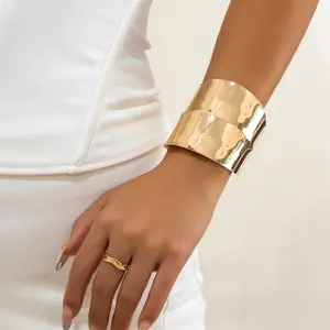 Hoge Kwaliteit Luxe Opening Bangle Classic Cross Designer Armband Overdreven Brede Manchet Armbanden Vrouwen Mode Sieraden