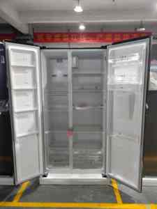 Refrigerador Lateral Sin Escarcha con Tecnología <span class=keywords><strong>Inverter</strong></span>, Ancho 910, 442L con <span class=keywords><strong>Dispensador</strong></span> <span class=keywords><strong>de</strong></span> <span class=keywords><strong>Agua</strong></span>, 910x590x1770 - Product Image 4
