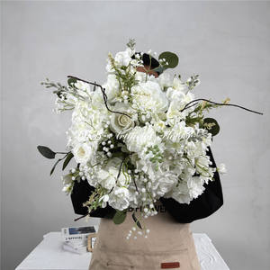 DKB Vente en gros de roses artificielles blanches en soie, hortensias, centres de table, grandes et petites tailles, boules de fleurs pour mariage - Product Image 1