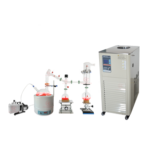 Machine <span class=keywords><strong>de</strong></span> distillation d'huile essentielle <span class=keywords><strong>de</strong></span> distillat <span class=keywords><strong>de</strong></span> <span class=keywords><strong>chemin</strong></span> court clé en main <span class=keywords><strong>de</strong></span> 5 litres 2 litres - Product Image 1