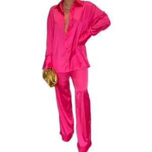 <span class=keywords><strong>2022</strong></span> diseño caliente <span class=keywords><strong>mujer</strong></span> Casual satén conjunto de 2 piezas Blusa de manga larga y pantalones cortos de moda ajuste suelto para la temporada de otoño - Product Image 2