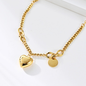 Revista europea y americana Marca popular Pulsera temperamental de corazón de oro rosa Acero inoxidable Estilo coreano Artístico - Product Image 3