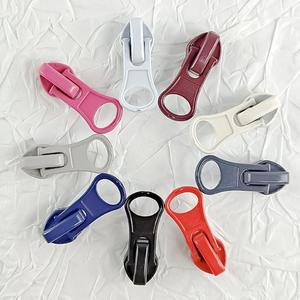 Tête de fermeture éclair en métal zinc écologique à glissière ouverte/continue pour uniforme scolaire, manteau et bagages avec motif coloré peint - Product Image 2
