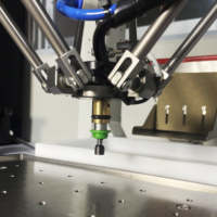 Robot Delta para Recogida de Piezas Pequeñas, Diseño Compacto para Alimentación Flexible en Líneas de Producción Electrónica y Líneas de Ensamblaje