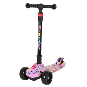 Satın yeni model ucuz fiyat yüksek kalite çok fonksiyonlu çocuk itmeli kaydırak, ayak scooter çocuklar mini bebek scooter ile led ışık