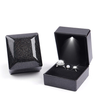 Boîte Cadeau d'Emballage de Bijoux LED de Luxe avec Lumière pour Collier Pendentif, Bague, Boucles d'Oreilles et Bracelet – Vente en Gros