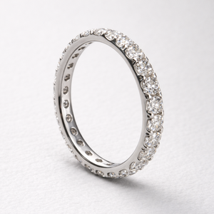Anillo de Platino con Diamantes de Diseño para Mujer, con un Look Moderno y Elegante, Joyería Fina para la Colección Nupcial, Celebración de Aniversario - Product Image 5