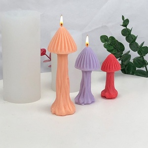 Moule en silicone en forme de champignon pour bougies, idéal pour la décoration intérieure et les bougies parfumées (vente en gros) - Product Image 5