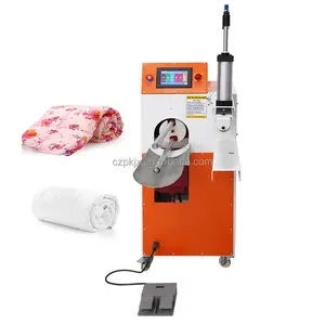 Labor saving quilt pillow rolling packing machine/Automatic pillow core rolling machine/Comforter roller bagging machine on sale