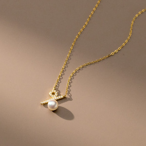 Collier Wenchi S925 en argent pur avec diamants et perles, style de niche, chaîne de clavicule en tube synthétique 20960 Chine - Product Image 5