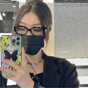 Nuovi <span class=keywords><strong>occhiali</strong></span> <span class=keywords><strong>da</strong></span> <span class=keywords><strong>sole</strong></span> <span class=keywords><strong>da</strong></span> uomo retrò 2025 <span class=keywords><strong>occhiali</strong></span> <span class=keywords><strong>da</strong></span> <span class=keywords><strong>sole</strong></span> <span class=keywords><strong>rettangolari</strong></span> <span class=keywords><strong>da</strong></span> <span class=keywords><strong>donna</strong></span> di lusso UV400 <span class=keywords><strong>occhiali</strong></span> <span class=keywords><strong>da</strong></span> guida classici di alta qualità Lentes - Product Image 1