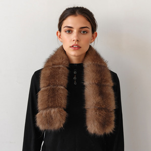 Nouveau <span class=keywords><strong>Snood</strong></span> Carré <span class=keywords><strong>en</strong></span> <span class=keywords><strong>Fausse</strong></span> <span class=keywords><strong>Fourrure</strong></span> de Renard, Multifonctionnel et Décontracté, Écharpe Croisée Double Face Épaisse et Chaude pour Femme, 90 cm - Product Image 1