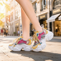 Vente en gros de baskets à talon caché pour femmes, baskets respirantes en mesh à lacets, chaussures de sport