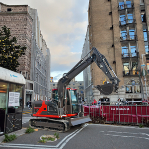 Frete Grátis EPA Escavadeira <span class=keywords><strong>7</strong></span>.<span class=keywords><strong>5Ton</strong></span> 8 Ton Yanmr Motor Crawler Digger Farm Mini Bagger Mini Escavadeira com Polegar Balde - Product Image 1