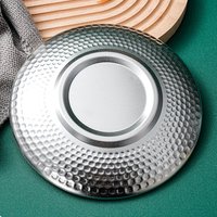 Vente en gros d'assiettes de présentation en or Assiettes martelées en acier inoxydable de qualité alimentaire argentée pour mariage et restaurant
