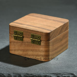 Gentdes ジュエリー ファッション カスタムロゴ入り ヴィンテージ コアウッド製 ウェディングリングボックス カップル用リング向け - Product Image 4