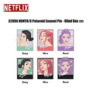     Pin de Solapa de Aleación de Zinc de Netflix con Personajes, Caja Sorpresa Coleccionable, Insignia Misteriosa, Colección para Fans - Product Image 3