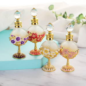 Populaire 10ml prune plat haut pied bouteille de parfum Antique moyen-orient caractéristique Essence bouteille vide - Product Image 1