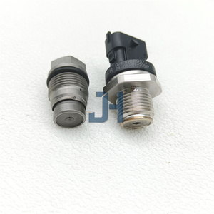 Kit de capteurs de pression pour engins de construction VOE20973777 pour excavatrices D5E D6E D7E EC210B – Capteur de pression de carburant 20973777 - Product Image 1